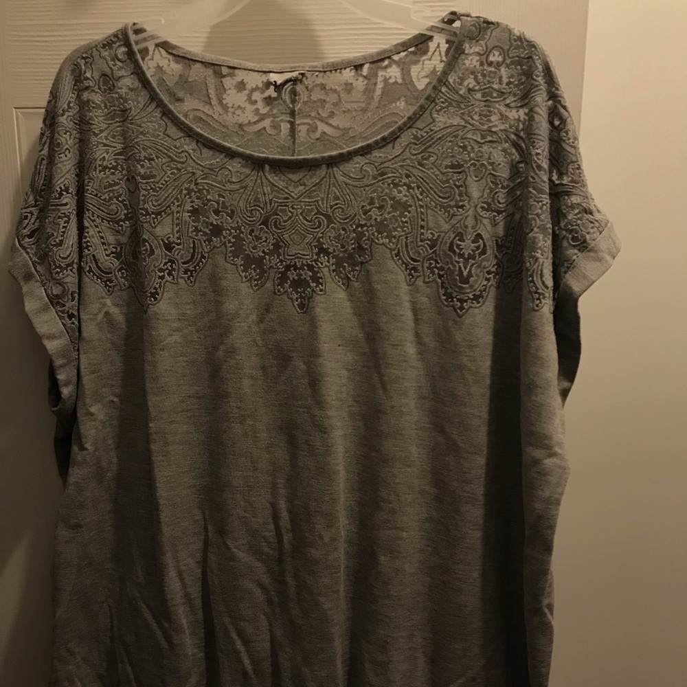 Ava&Viv grey shirt